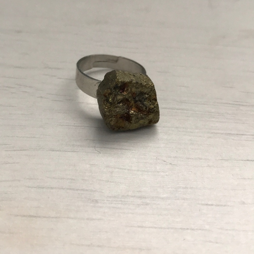This Ring Rocks!